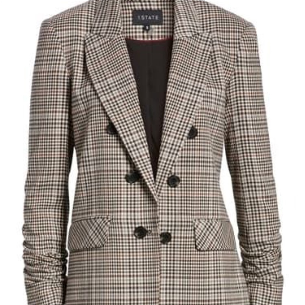 1. State rouched blazer